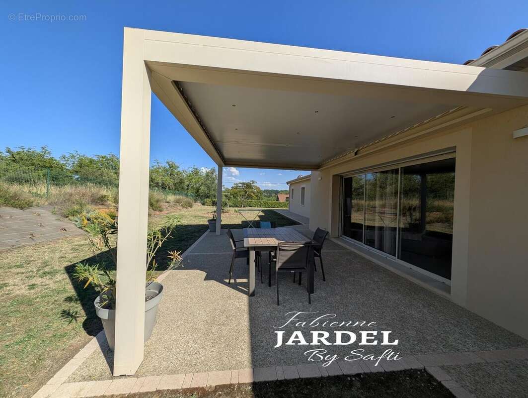Maison 153 m² à Carsac-Aillac  - photo 3