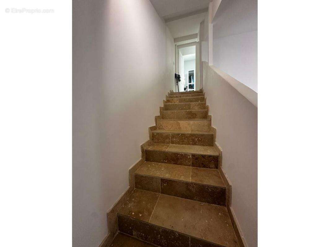 Appartement à MARSEILLE-15E