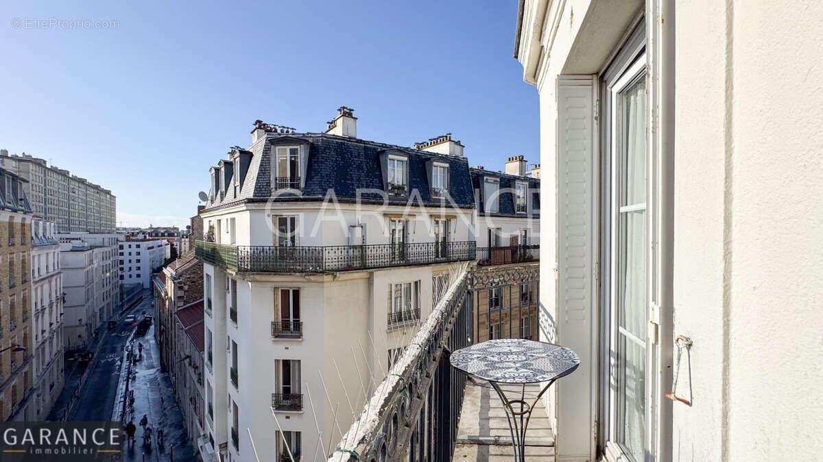 Appartement à PARIS-12E
