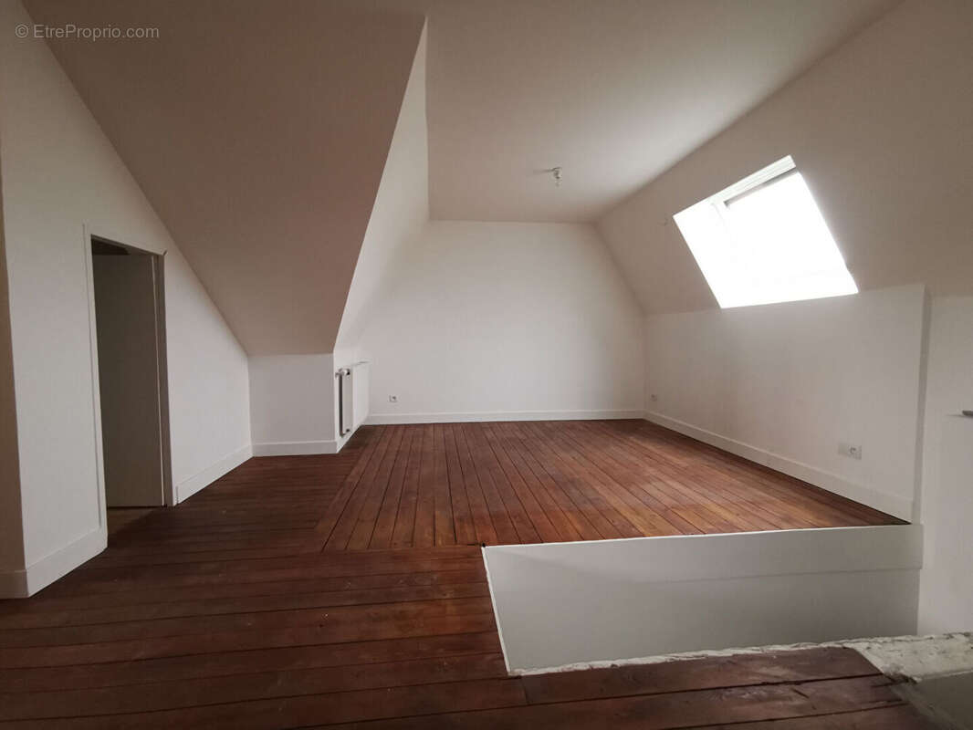 Maison à CHATELLERAULT