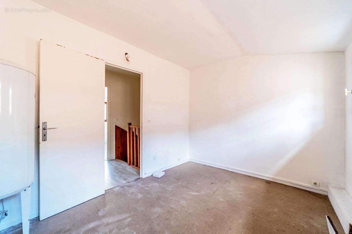 Appartement à VILLENEUVE-SAINT-GEORGES