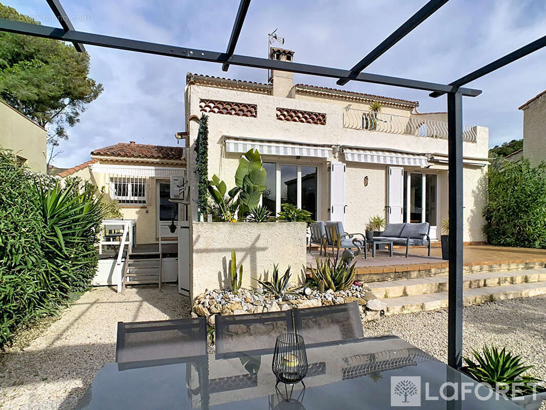 Maison à SAUSSET-LES-PINS