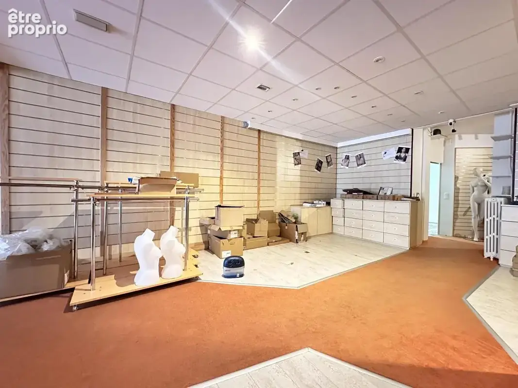 Commerce 180 m² à vendre à Sainte-Maure-De-Touraine (37800) - photo 3