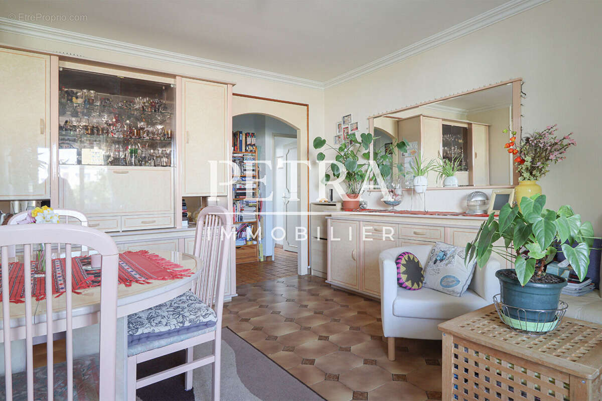 Appartement Cachan 4 pièces 68.53 m2 - balcon, cave et parking - photo 3