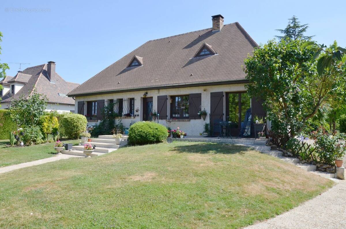Maison à LEVIS-SAINT-NOM