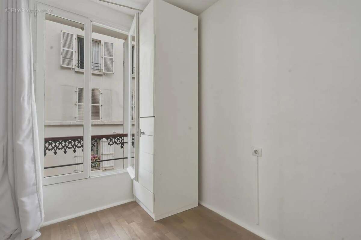 Appartement 2 pièces de 33 m² à Paris Montmartre - photo 6