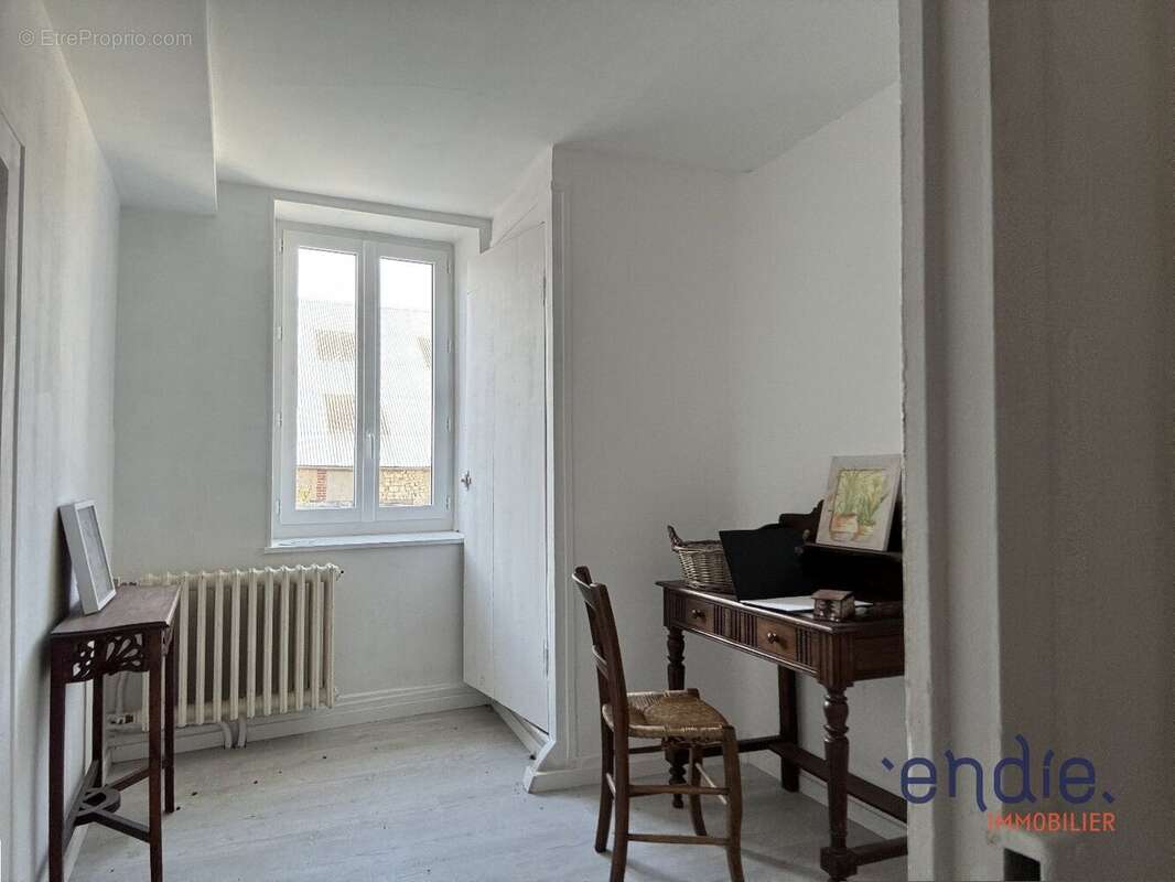 Maison à JOUET-SUR-L&#039;AUBOIS