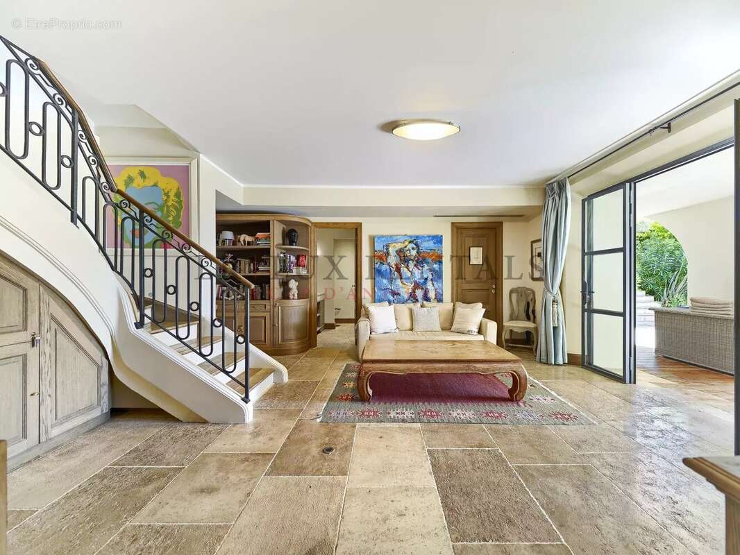 Maison à ANTIBES