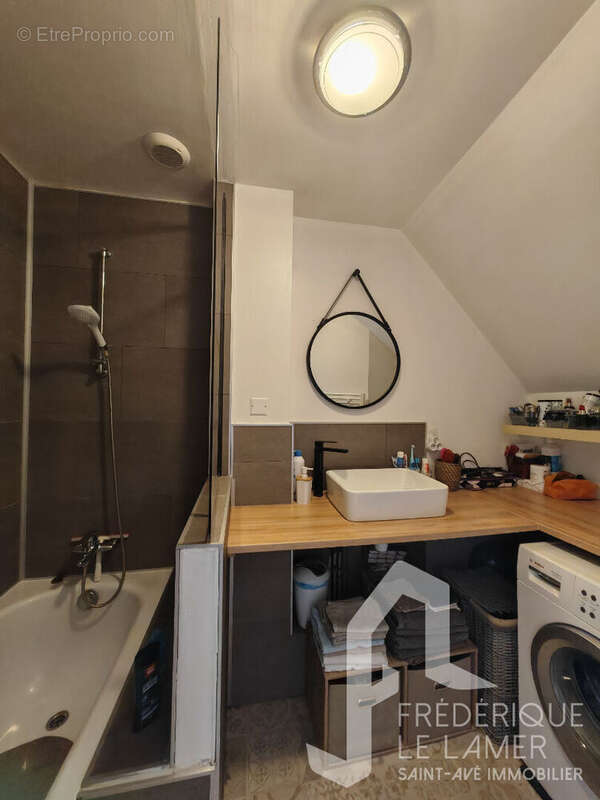 Appartement à SAINT-AVE