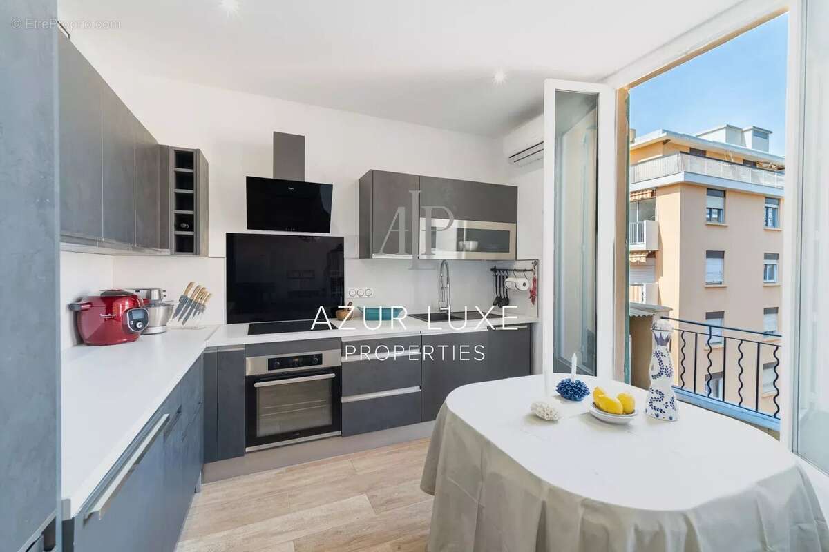 Appartement à NICE