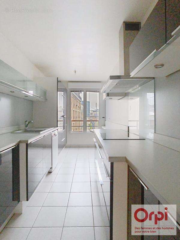 Appartement à ISSY-LES-MOULINEAUX