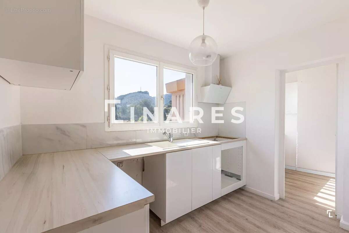 Appartement à MARSEILLE-11E