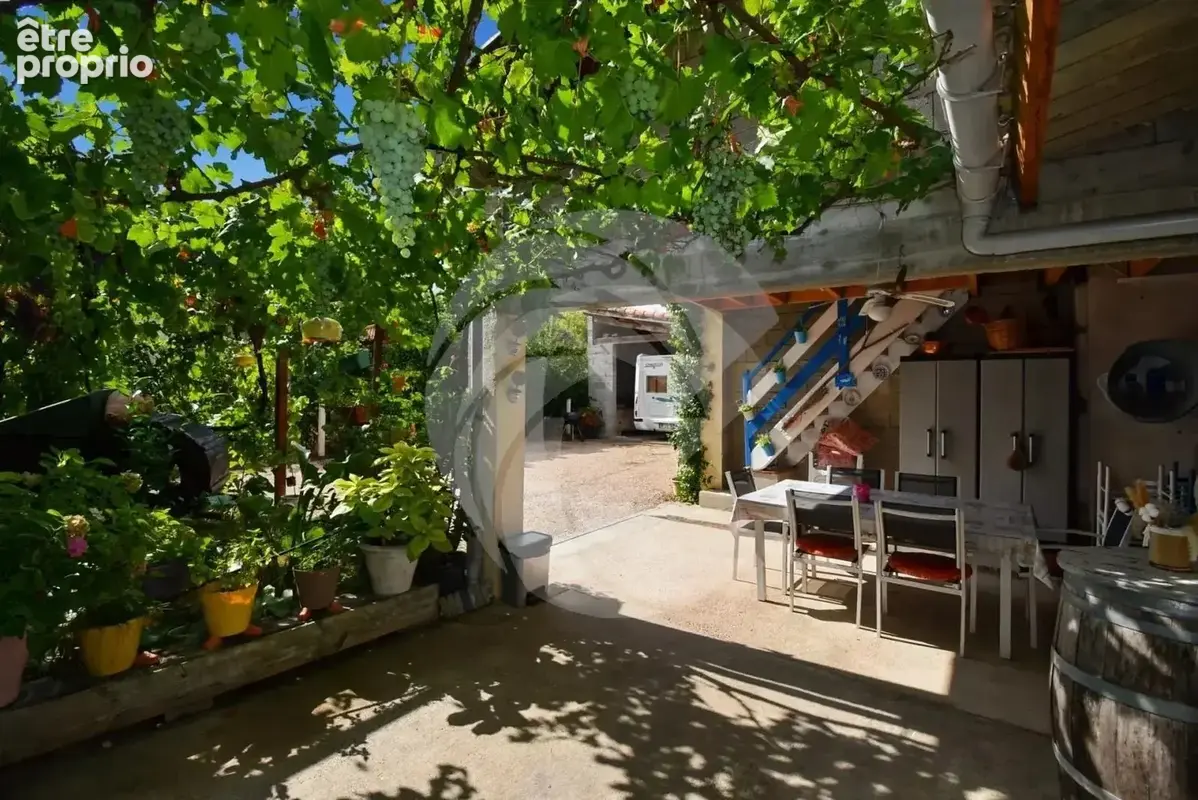 Maison avec deux logements indépendants, dépendances et terrain constructible à Montauban - photo 15