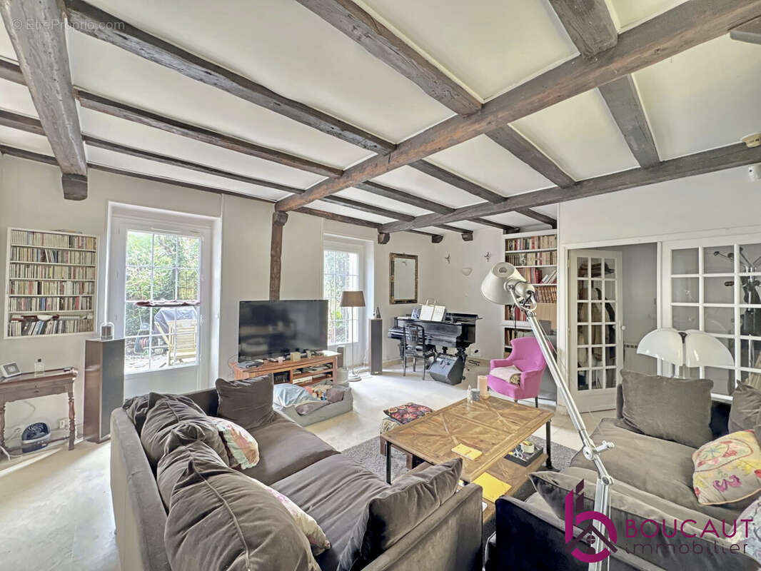 Maison à LE PLESSIS-ROBINSON