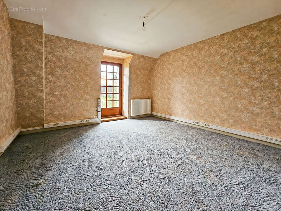 Maison à SENS-DE-BRETAGNE