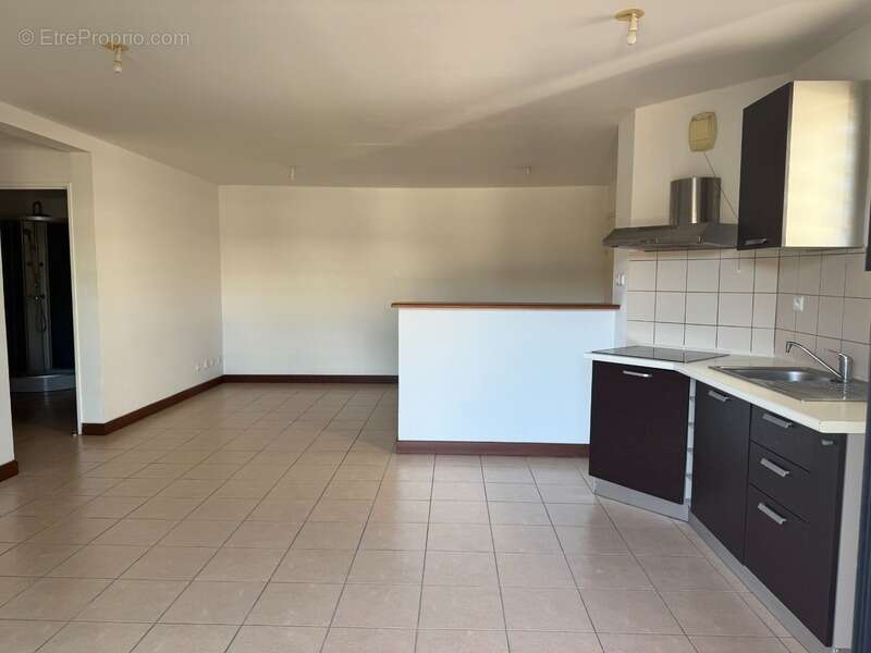 Appartement à vendre 2 pièces LA POSSESSION (974) - photo 5