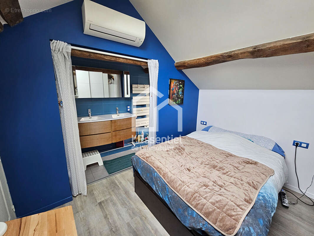 Appartement à VAUX-SUR-SEINE