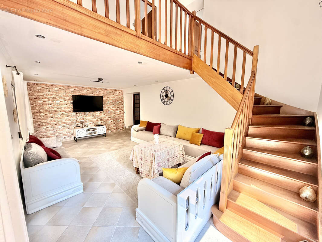 Exclusivite ! a vendre a saint aignan de grand lieu jolie maison familiale de 180 m2 - 4 chambres + 1 bureau + - photo 7