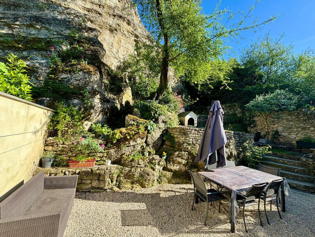 Maison à CHANTEMERLE-LES-GRIGNAN