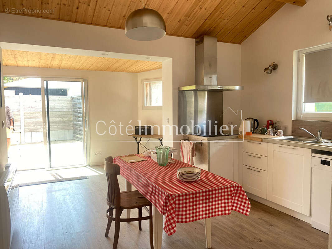 Maison à LA PLAINE-SUR-MER