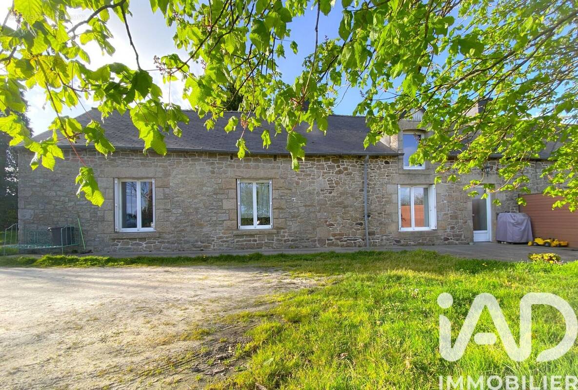 Photo 1 - Maison à JUGON-LES-LACS