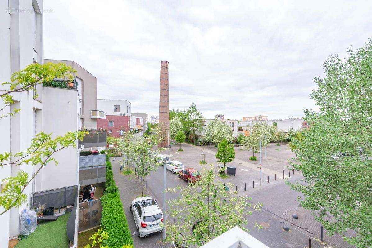 Duplex lumineux 4 pièces à Stains avec extérieurs - photo 15