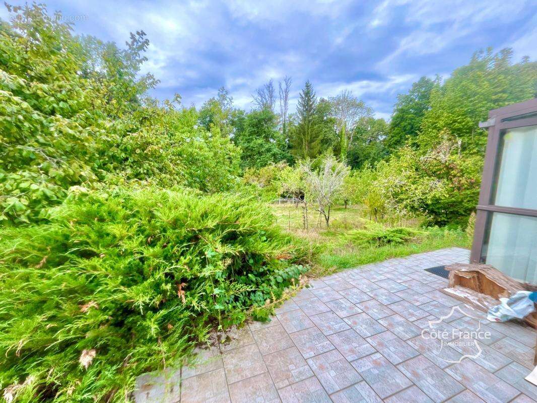 Très belle Maison familiale de 135 m2 avec vaste terrain arb - photo 6