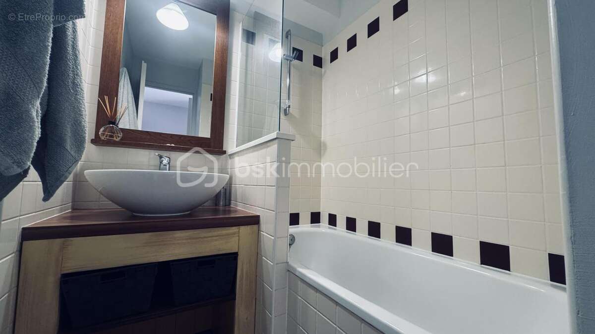 Appartement à MOLIETS-ET-MAA