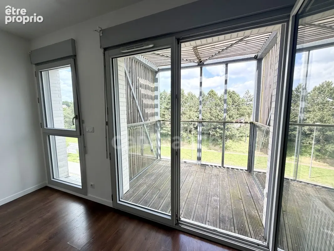 À vendre – Appartement 2 pièces dernier étage avec balcon, parking et prestations impeccables – Cergy - photo 5