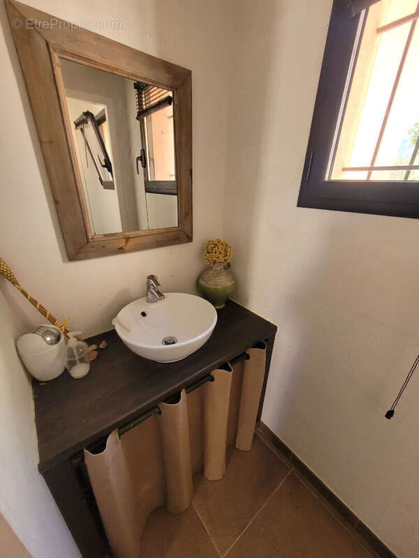 Maison avec piscine, jardin et terrain constructible ? Proximité rivière du Cavu (Sainte-Lucie de Porto-Vecchio - photo 10