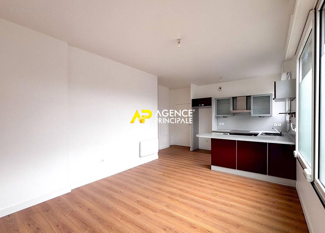 Appartement à SARTROUVILLE