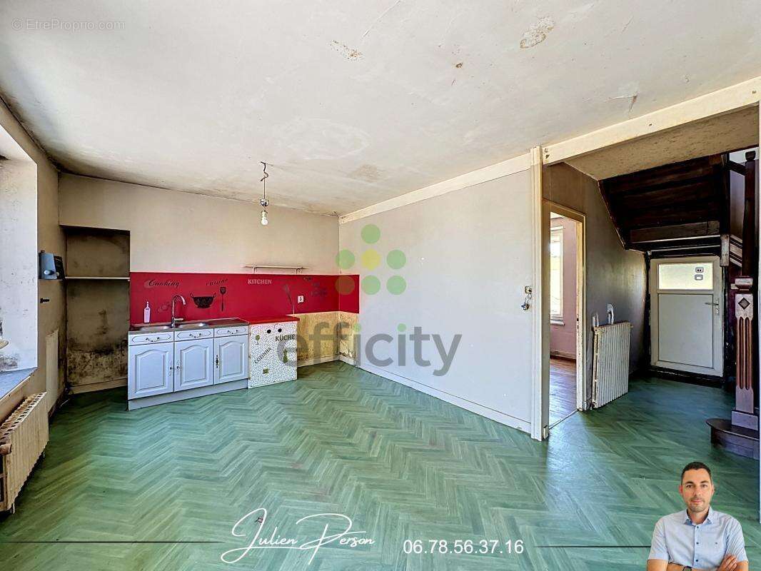 Maison 102 m² à Saint-Hernin  - photo 10