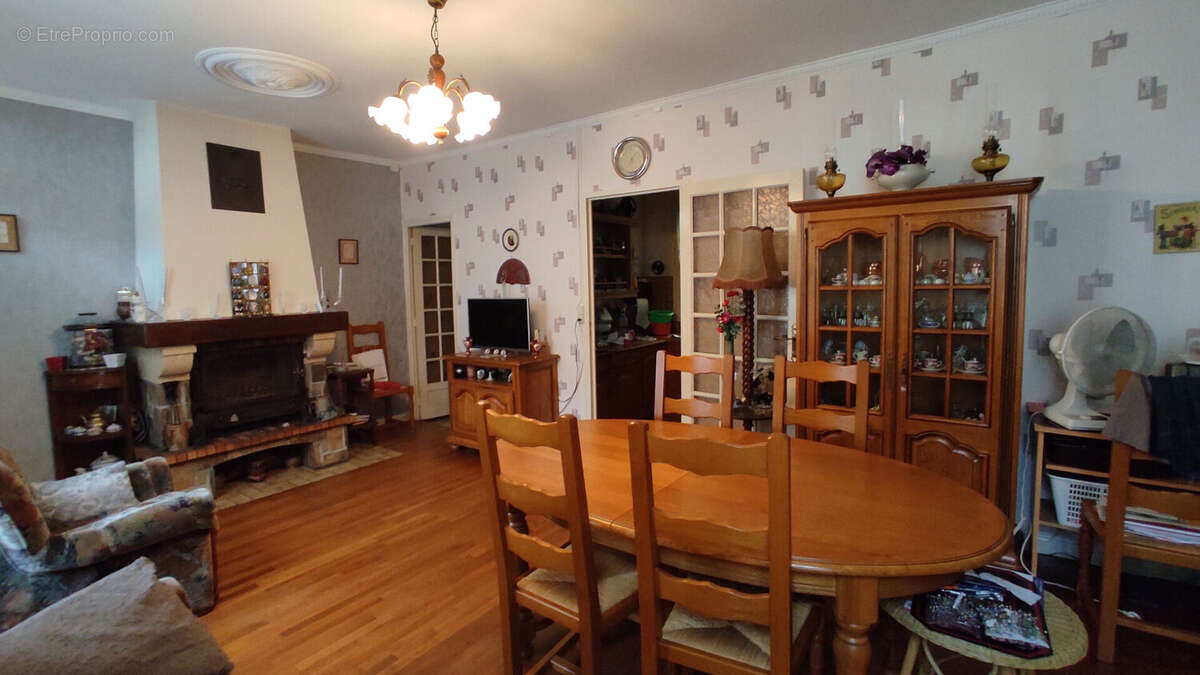 Maison à CHATELLERAULT