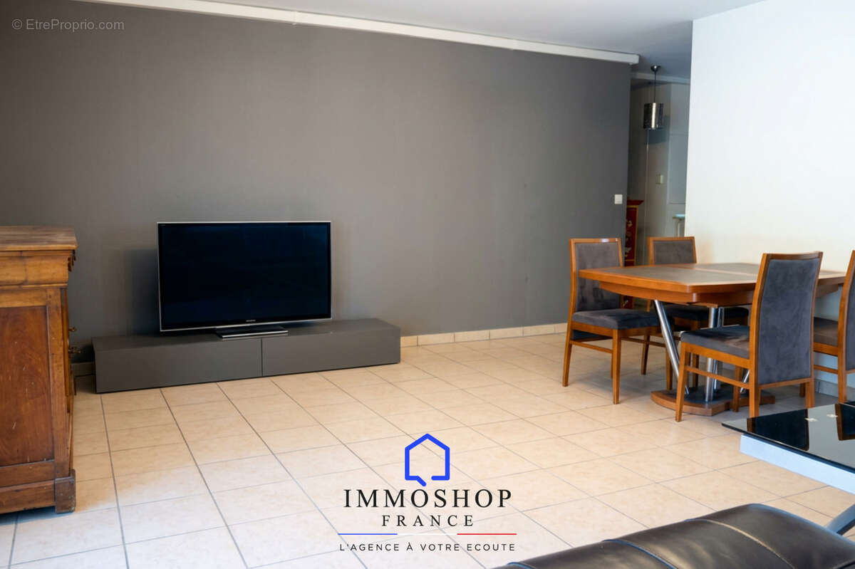 Appartement à MARSEILLE-9E