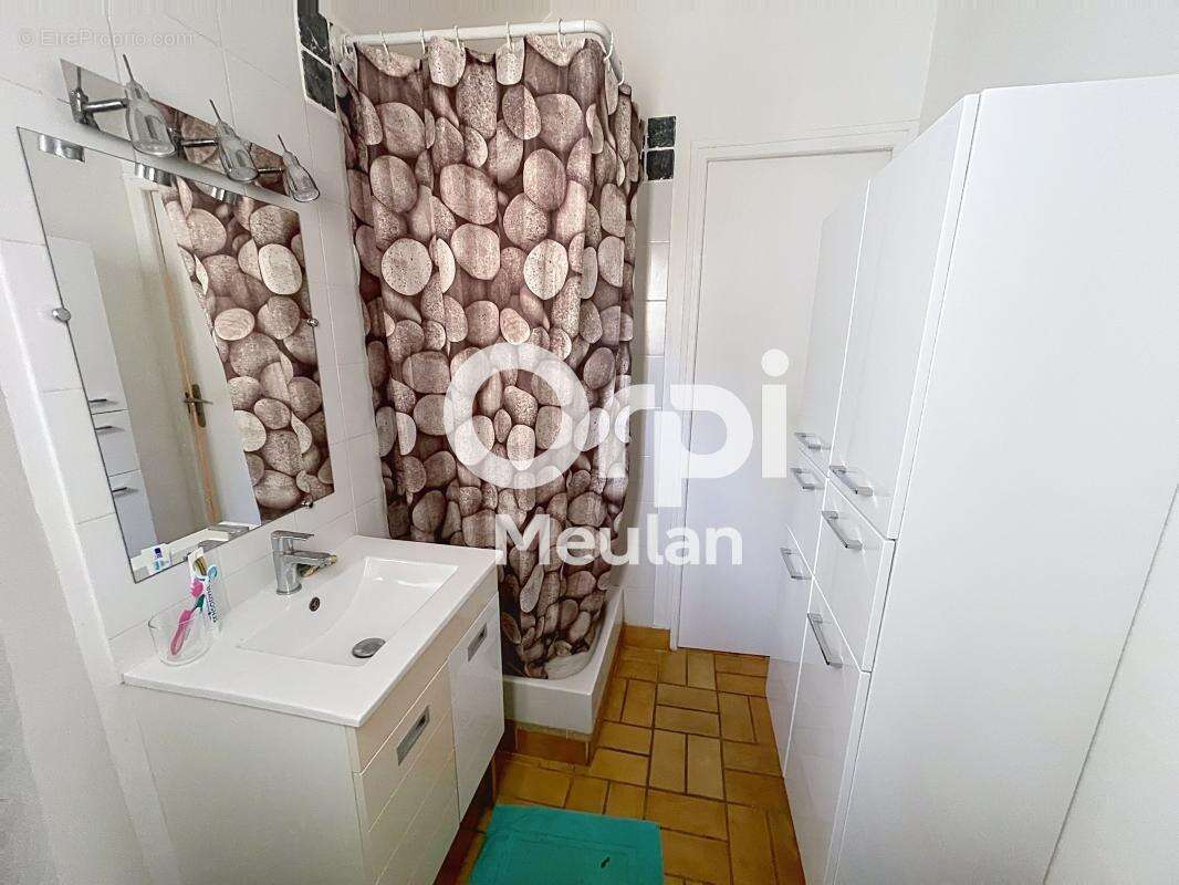 Appartement à MEULAN