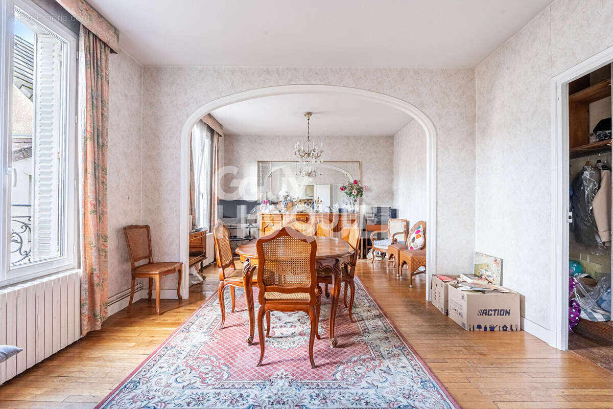 Maison à ASNIERES-SUR-SEINE