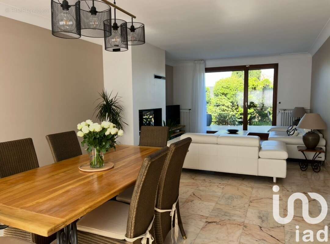 Photo 3 - Maison à NANTEUIL-LES-MEAUX