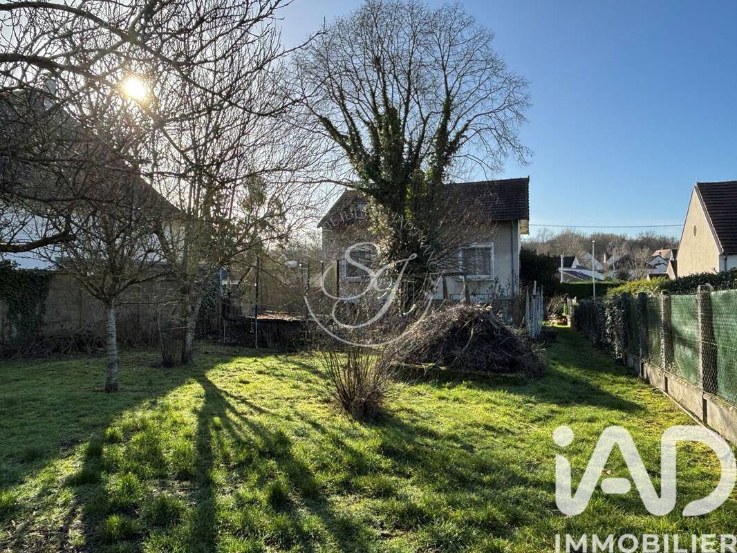 Photo 1 - Maison à SAINTRY-SUR-SEINE