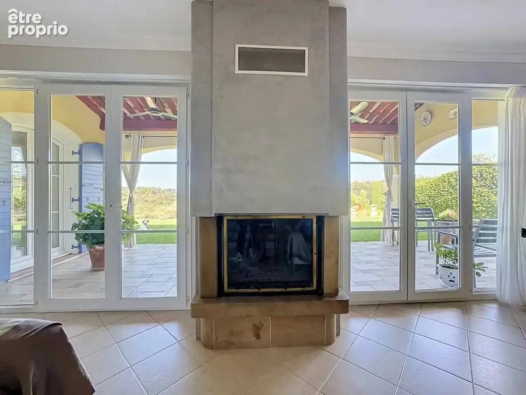 Sur la Côte d'Azur, villeneuve-Loubet limite Biot, calme jardin garage, parking, piscine - photo 26