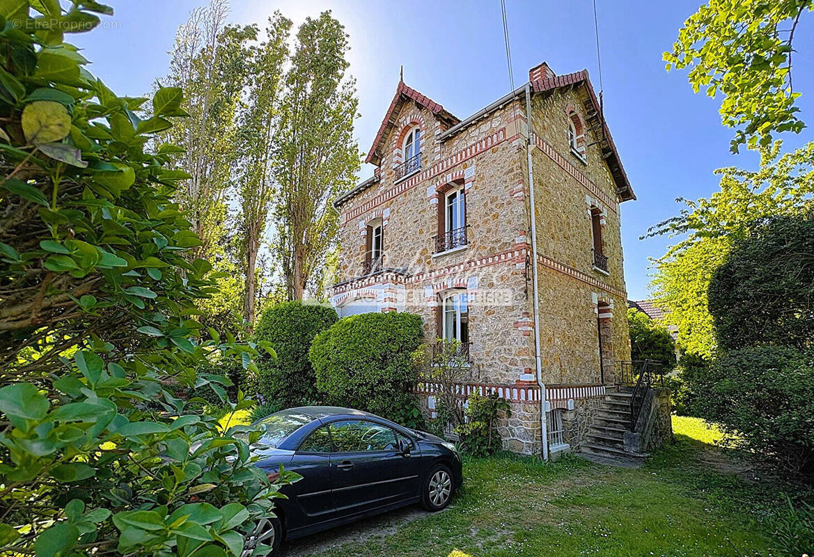 Maison à FRANCONVILLE