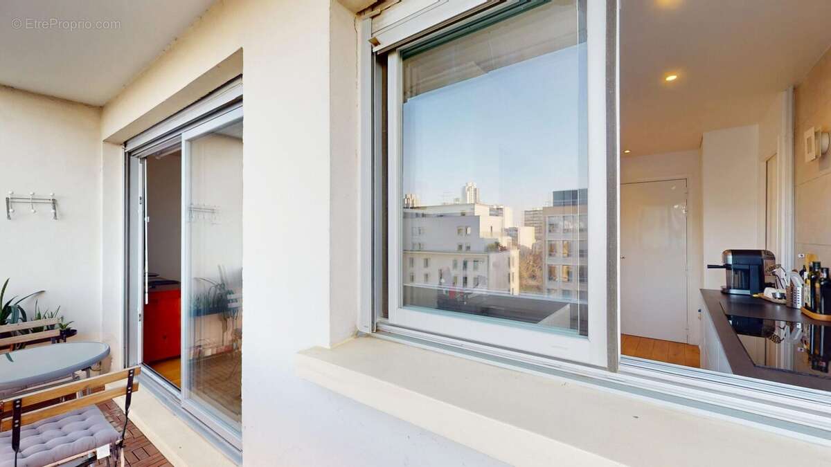 Appartement à PARIS-19E