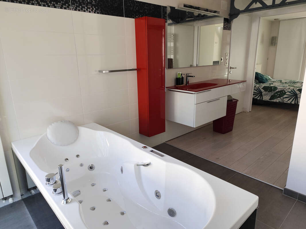 Appartement à BAGNERES-DE-LUCHON