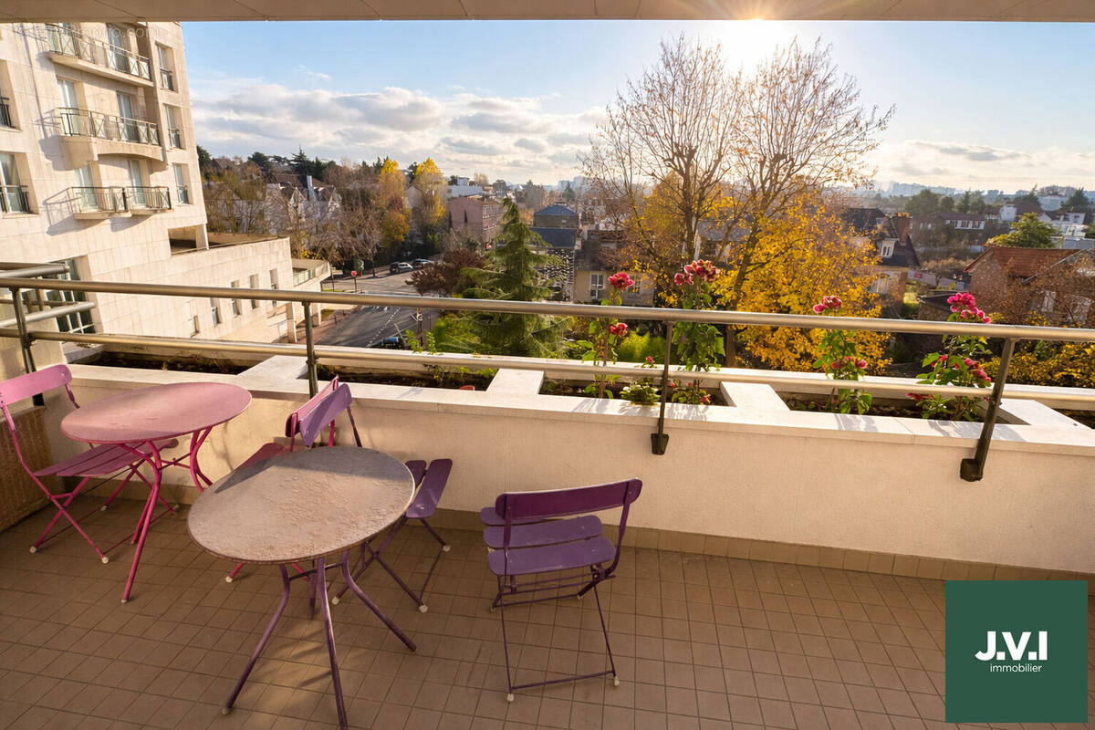 Appartement à ENGHIEN-LES-BAINS