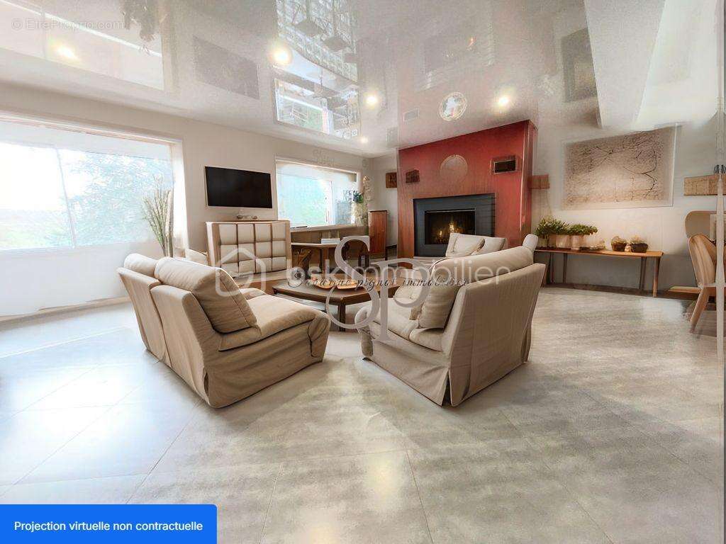 Maison à FONTAINE-LA-GAILLARDE