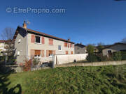 Appartement à LE PONT-DE-CLAIX