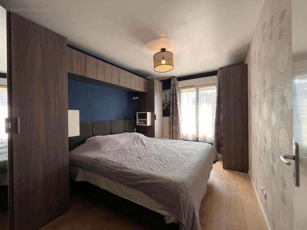 Maison À Vendre à 5 minutes d'Orléans centre - photo 12