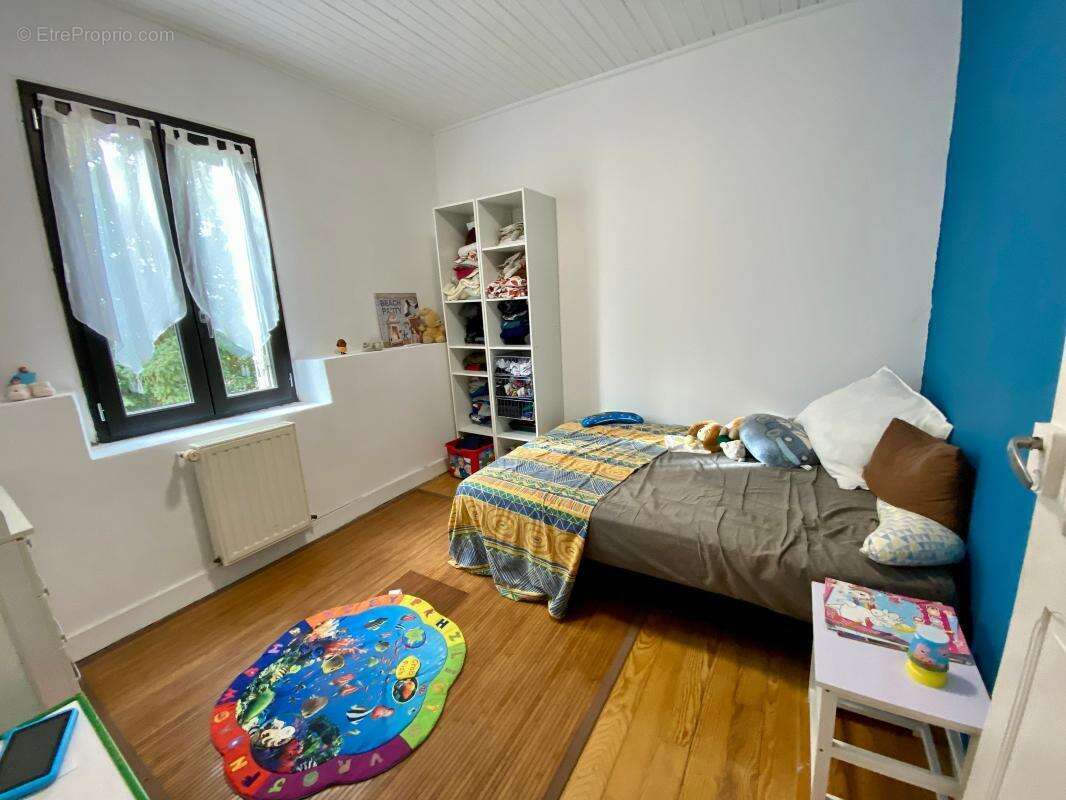 Maison à SAINTE-ALVERE