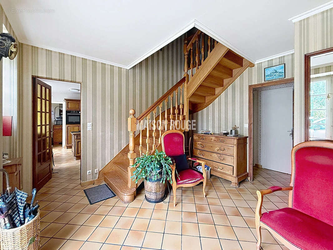 Investissement Gîtes Chambres d'Hôtes Longère avec Dépendances à St Marcan Proche Mont-St-Michel - photo 6