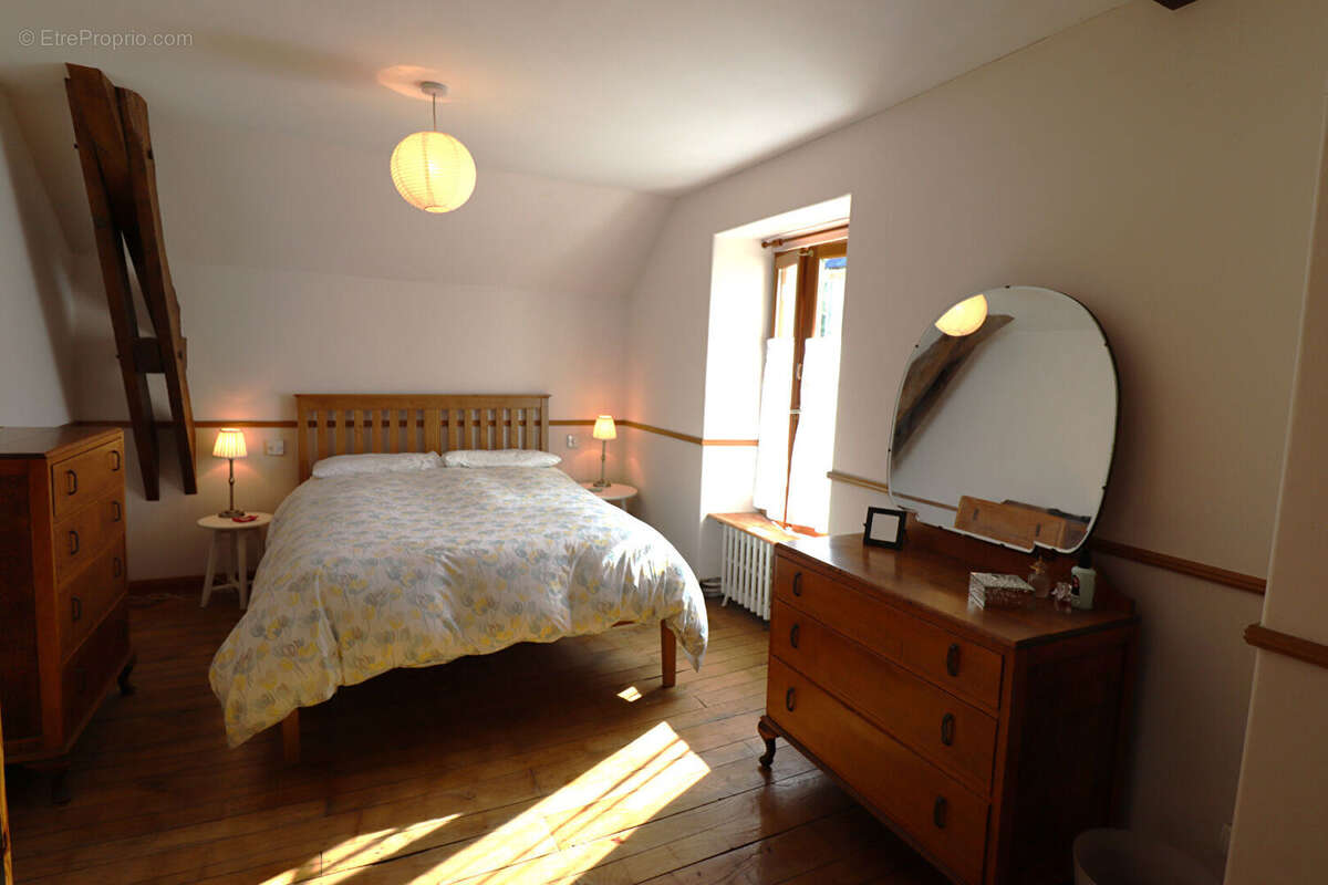 Maison à MADRANGES