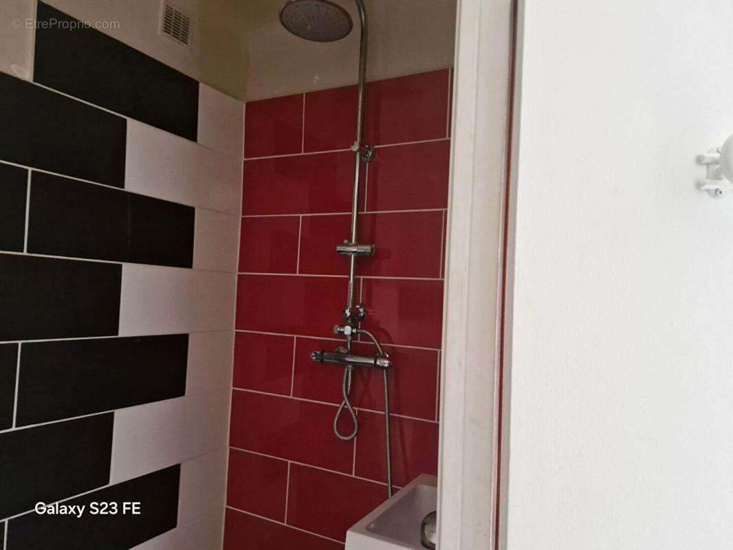 STUDIO de 20,20m² à Draguignan hors centre ville et non loin de la gare routière - photo 7